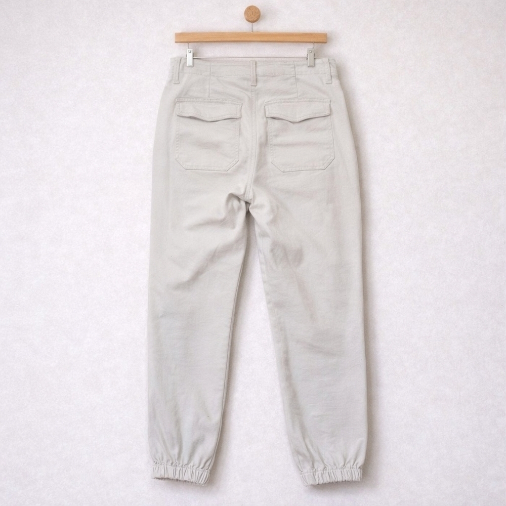 CAbi Compass Chore Utility Pant Size 6 Oyster Neutral Jogger Ankle Zip Pants - Picture 2 of 11